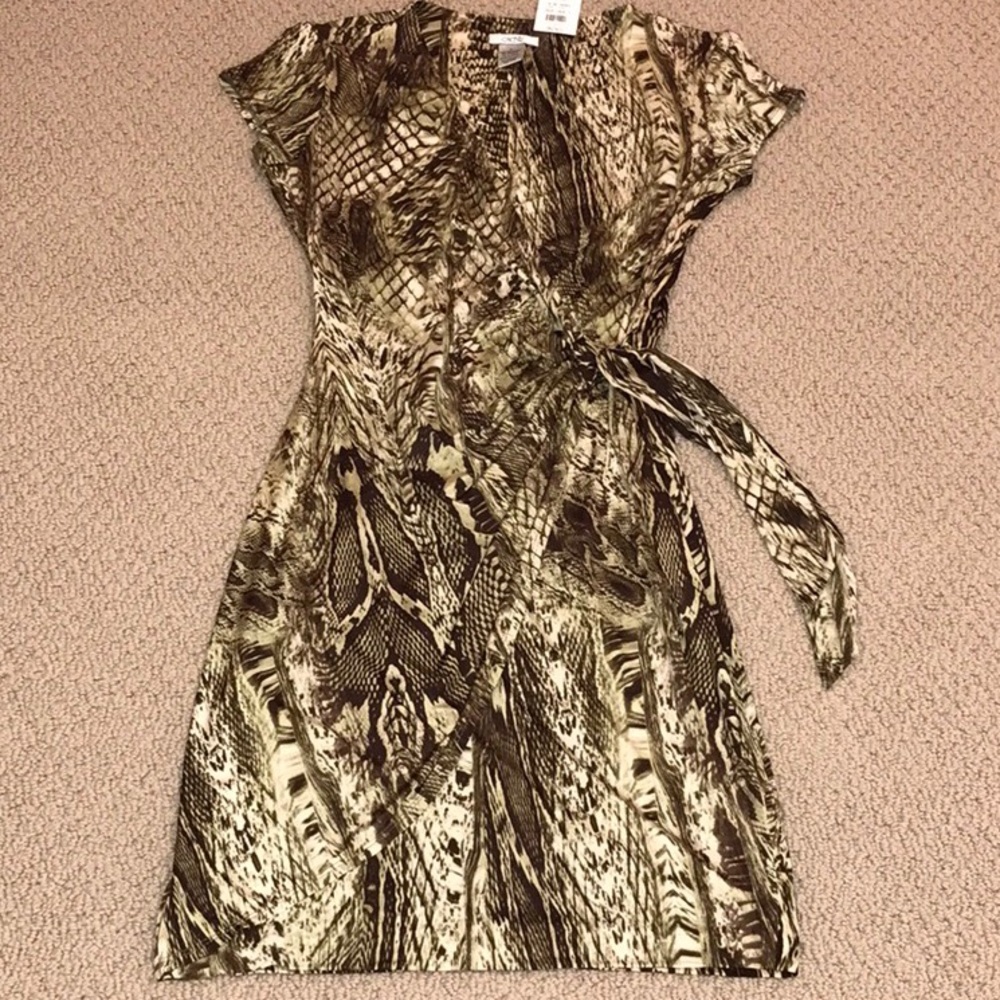 CACHE snakeskin pattern figure flattering dress